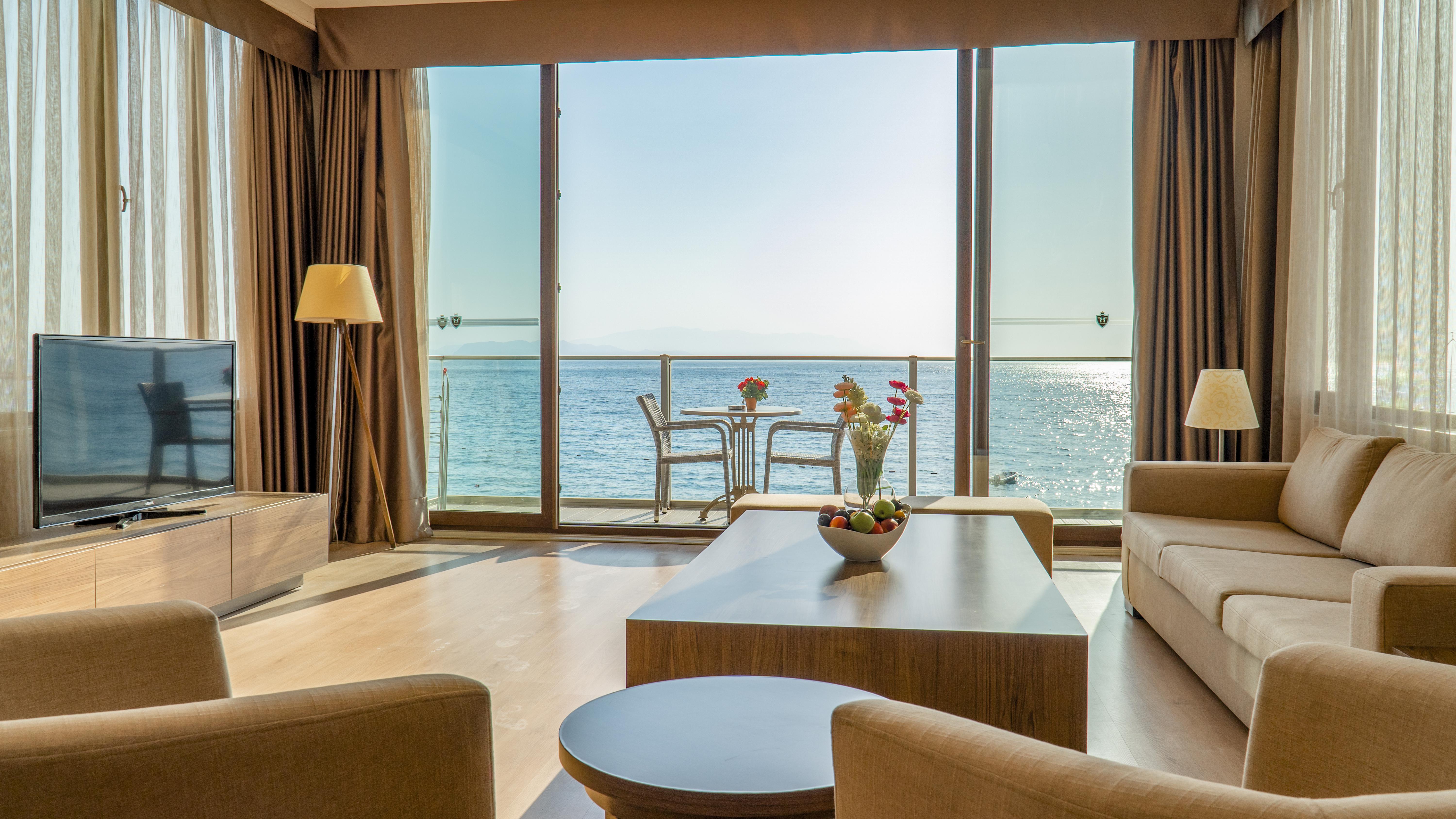 Ladies Beach Suite Hotel (Adults Only) Kusadasi Exterior photo